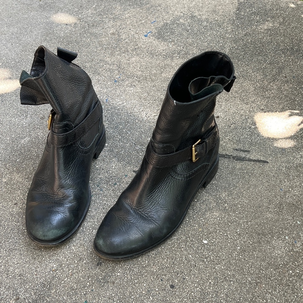 Kate spade black boot